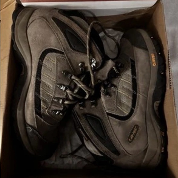 Hi-Tech Men's Natural Hiking Boots Gray Suede Mesh Shoes Mid Waterproof Size 8.5 - Picture 8 of 10